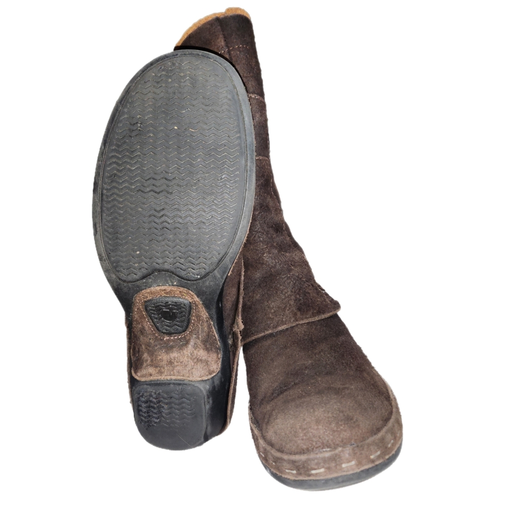 Merrell Brown Winter Boots with Suede Finish - Picture 2 of 8
